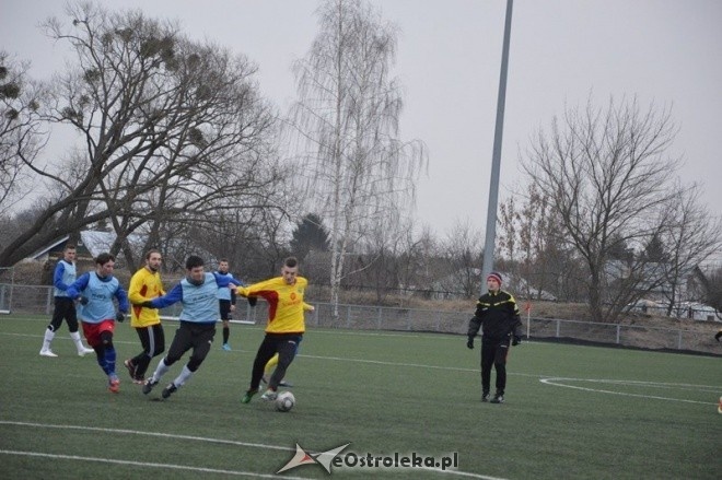 Korona Ostrołęka - Podlasie Sokołów Podlaski [14.03.2015] - zdjęcie #40 - eOstroleka.pl