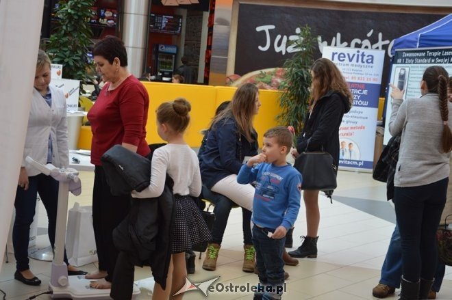 Dzień Kobiet w Galerii Bursztynowej [08.03.2015] - zdjęcie #56 - eOstroleka.pl