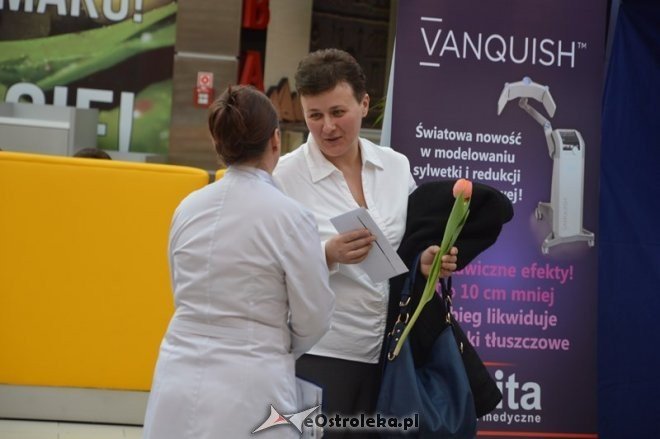 Dzień Kobiet w Galerii Bursztynowej [08.03.2015] - zdjęcie #28 - eOstroleka.pl