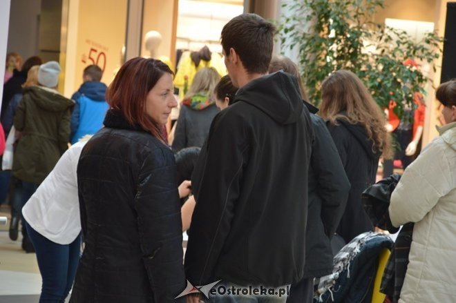 Dzień Kobiet w Galerii Bursztynowej [08.03.2015] - zdjęcie #24 - eOstroleka.pl