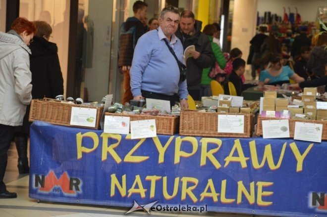 Dzień Kobiet w Galerii Bursztynowej [08.03.2015] - zdjęcie #21 - eOstroleka.pl