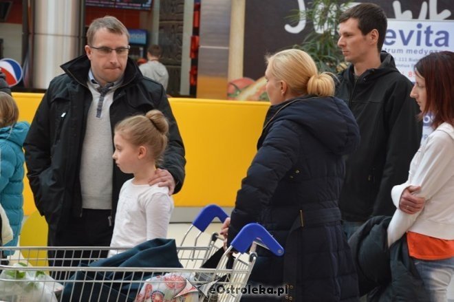 Dzień Kobiet w Galerii Bursztynowej [08.03.2015] - zdjęcie #13 - eOstroleka.pl