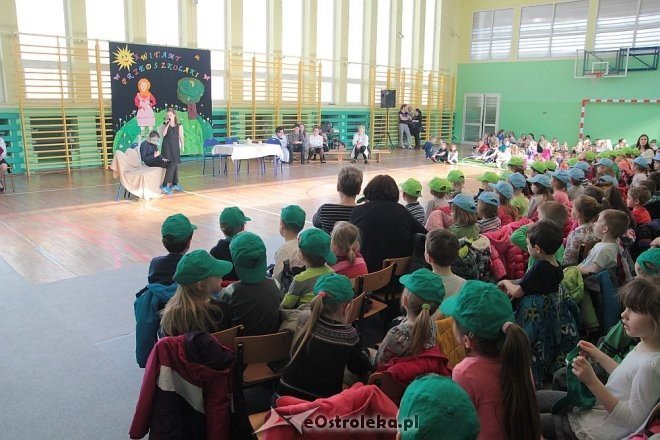 Dzień otwarty w Szkole Podstawowej nr 2 w Ostrołęce [10.03.2015] - zdjęcie #1 - eOstroleka.pl