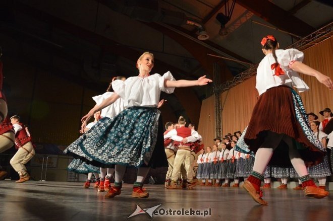 Koncert Zespołu Pieśni i Tańca ŚLĄSK [13.03.2015] - zdjęcie #77 - eOstroleka.pl