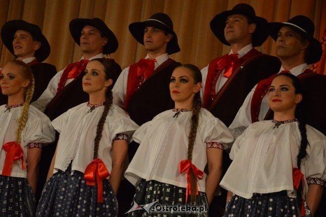 Koncert Zespołu Pieśni i Tańca ŚLĄSK [13.03.2015] - zdjęcie #68 - eOstroleka.pl
