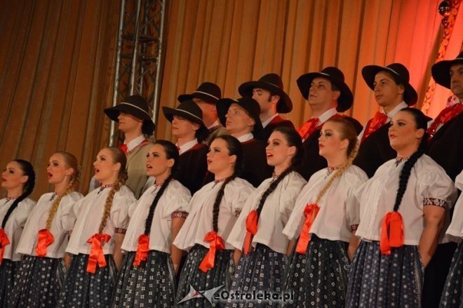 Koncert Zespołu Pieśni i Tańca ŚLĄSK [13.03.2015] - zdjęcie #66 - eOstroleka.pl