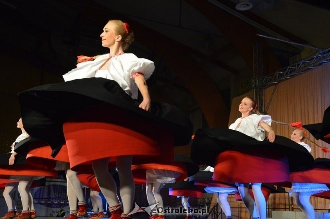 Koncert Zespołu Pieśni i Tańca ŚLĄSK [13.03.2015] - zdjęcie #61 - eOstroleka.pl
