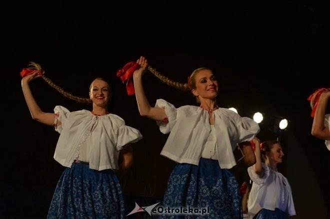 Koncert Zespołu Pieśni i Tańca ŚLĄSK [13.03.2015] - zdjęcie #56 - eOstroleka.pl