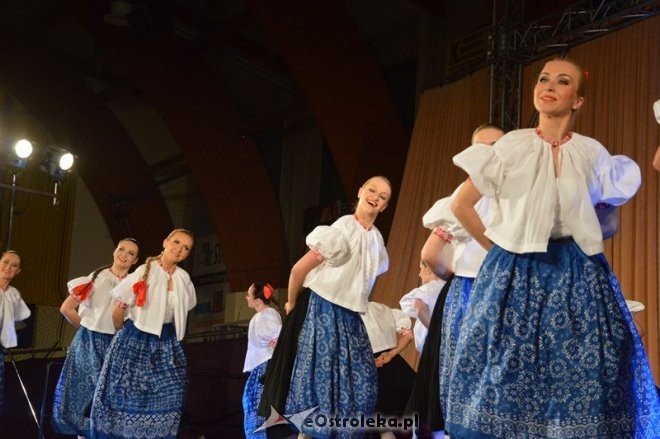 Koncert Zespołu Pieśni i Tańca ŚLĄSK [13.03.2015] - zdjęcie #59 - eOstroleka.pl