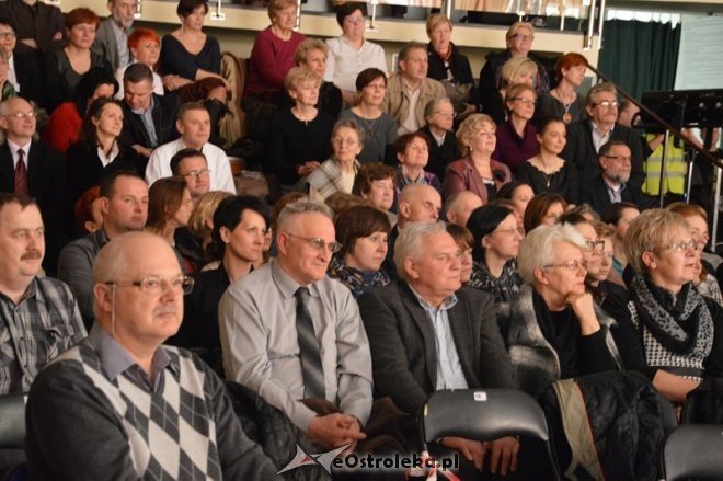 Koncert Zespołu Pieśni i Tańca ŚLĄSK [13.03.2015] - zdjęcie #44 - eOstroleka.pl