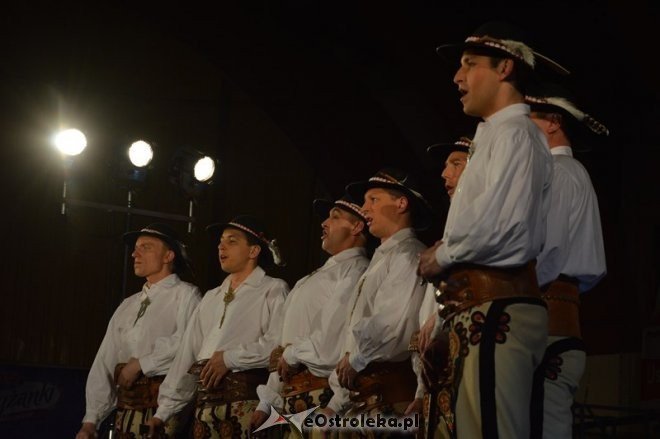 Koncert Zespołu Pieśni i Tańca ŚLĄSK [13.03.2015] - zdjęcie #39 - eOstroleka.pl