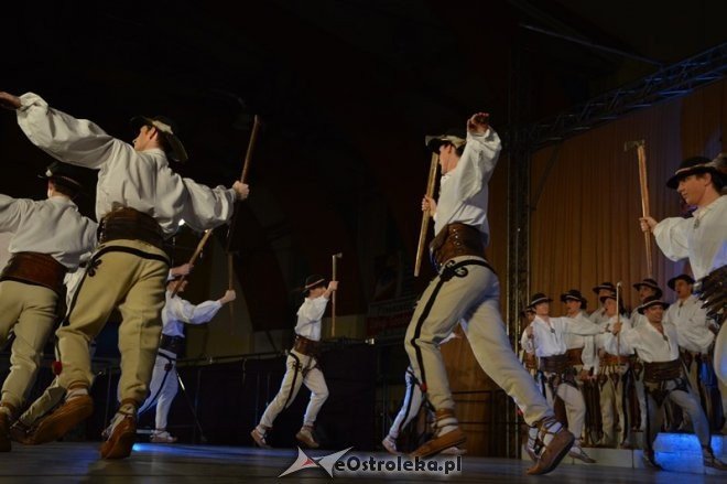 Koncert Zespołu Pieśni i Tańca ŚLĄSK [13.03.2015] - zdjęcie #26 - eOstroleka.pl