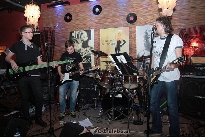 BL Blues Band, Przeciąg i Dracoaster zagrali charytatywnie dla Emilii Obrębskiej [16.03.2015] - zdjęcie #1 - eOstroleka.pl