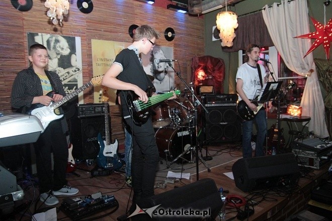 BL Blues Band, Przeciąg i Dracoaster zagrali charytatywnie dla Emilii Obrębskiej [16.03.2015] - zdjęcie #26 - eOstroleka.pl