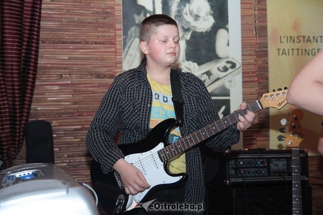 BL Blues Band, Przeciąg i Dracoaster zagrali charytatywnie dla Emilii Obrębskiej [16.03.2015] - zdjęcie #10 - eOstroleka.pl