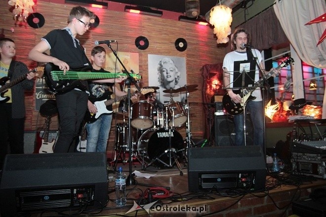 BL Blues Band, Przeciąg i Dracoaster zagrali charytatywnie dla Emilii Obrębskiej [16.03.2015] - zdjęcie #11 - eOstroleka.pl