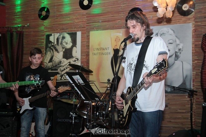 BL Blues Band, Przeciąg i Dracoaster zagrali charytatywnie dla Emilii Obrębskiej [16.03.2015] - zdjęcie #13 - eOstroleka.pl