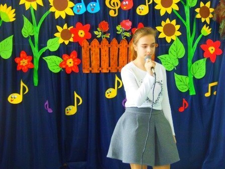 XI Gminny Festiwal Piosenki Uczniowskiej w Pasiekach - zdjęcie #6 - eOstroleka.pl