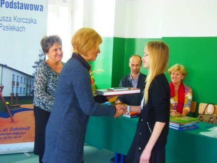 XI Gminny Festiwal Piosenki Uczniowskiej w Pasiekach - zdjęcie #3 - eOstroleka.pl