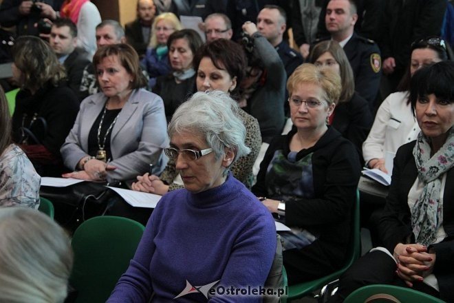 Ostrołęka: Debata społeczna Komendy Miejskiej Policji [19.03.2015] - zdjęcie #10 - eOstroleka.pl