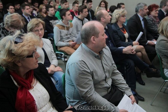 Ostrołęka: Debata społeczna Komendy Miejskiej Policji [19.03.2015] - zdjęcie #14 - eOstroleka.pl