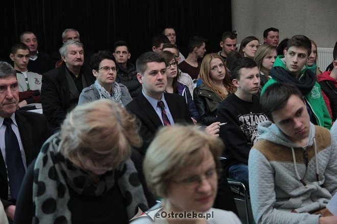 Ostrołęka: Debata społeczna Komendy Miejskiej Policji [19.03.2015] - zdjęcie #17 - eOstroleka.pl