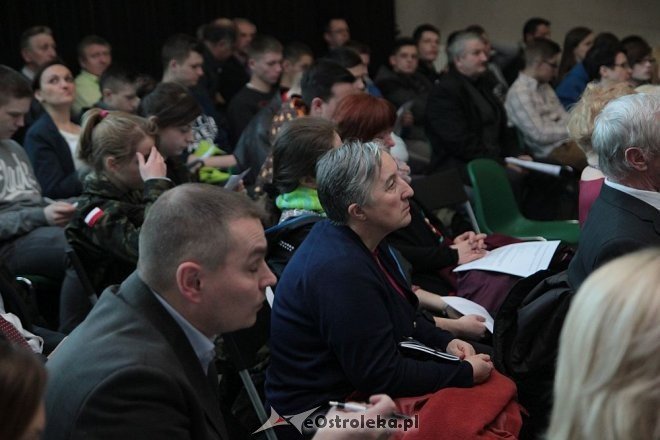 Ostrołęka: Debata społeczna Komendy Miejskiej Policji [19.03.2015] - zdjęcie #24 - eOstroleka.pl