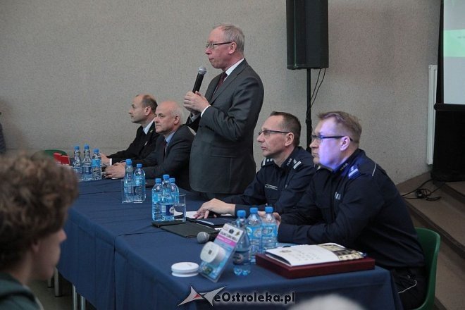 Ostrołęka: Debata społeczna Komendy Miejskiej Policji [19.03.2015] - zdjęcie #44 - eOstroleka.pl