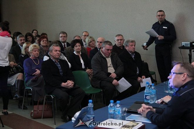 Ostrołęka: Debata społeczna Komendy Miejskiej Policji [19.03.2015] - zdjęcie #23 - eOstroleka.pl