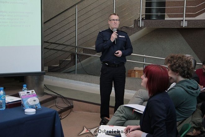 Ostrołęka: Debata społeczna Komendy Miejskiej Policji [19.03.2015] - zdjęcie #2 - eOstroleka.pl