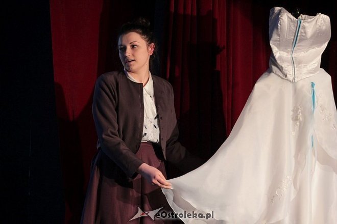 Dziewiczy wieczór w wykonaniu Ostrołęckiej Sceny Autorskiej [20.03.2015] - zdjęcie #2 - eOstroleka.pl