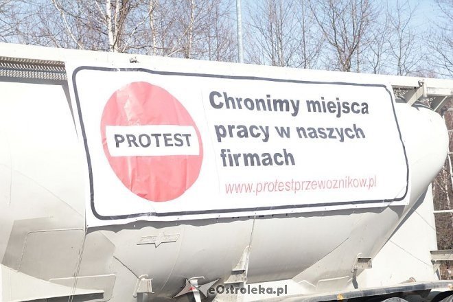 Transportowcy z Ostrołęki przez godzinę blokowali obwodnicę [23.03.2015] - zdjęcie #33 - eOstroleka.pl