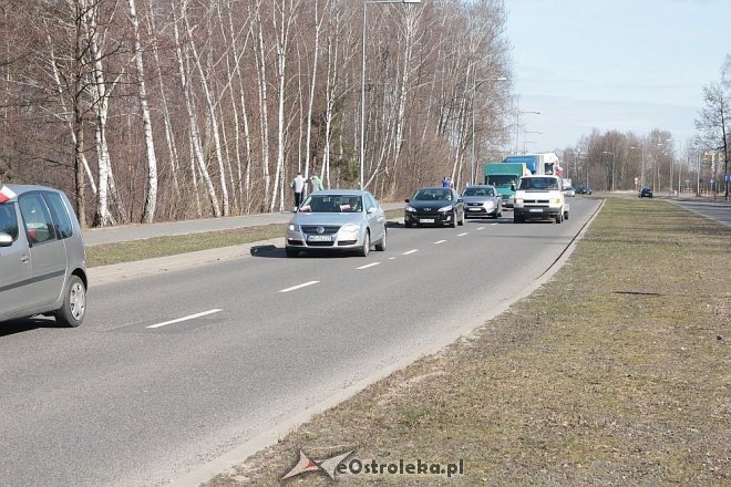 Transportowcy z Ostrołęki przez godzinę blokowali obwodnicę [23.03.2015] - zdjęcie #39 - eOstroleka.pl
