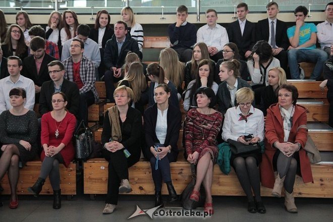 Dni patrona w I Liceum Ogólnokształcącym im. gen. Józefa Bema w Ostrołęce [23.03.2015] - zdjęcie #34 - eOstroleka.pl