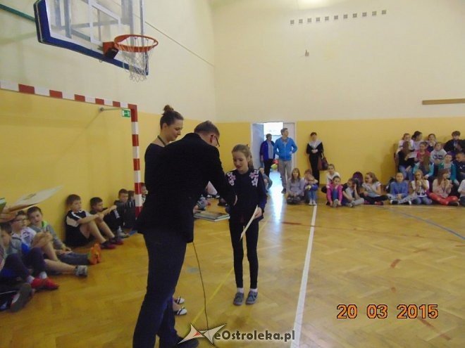 Ostrołęka: Dzień Odkrywców Talentów w Szkole Podstawowej nr 6 [24.03.2015] - zdjęcie #11 - eOstroleka.pl