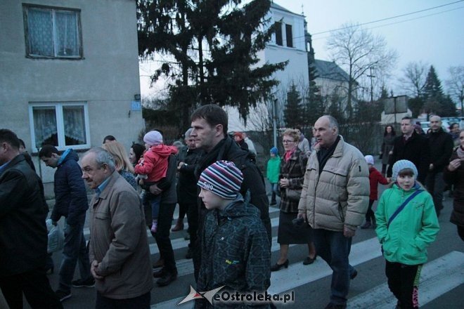 Marsz dla Życia i Rodziny 2015: Setki mieszkańców na ulicach Ostrołęki [ZDJĘCIA] - zdjęcie #56 - eOstroleka.pl