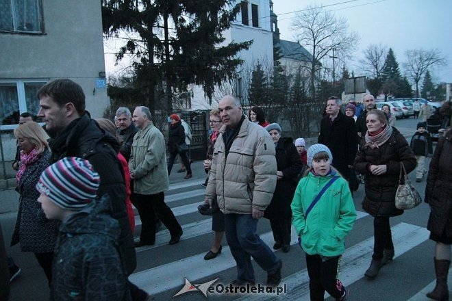 Marsz dla Życia i Rodziny 2015: Setki mieszkańców na ulicach Ostrołęki [ZDJĘCIA] - zdjęcie #58 - eOstroleka.pl