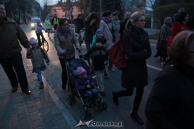 Marsz dla Życia i Rodziny 2015: Setki mieszkańców na ulicach Ostrołęki [ZDJĘCIA] - zdjęcie #92 - eOstroleka.pl