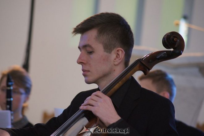 Koncert Santo Subito w Wielki Czwartek [02.04.2015] - zdjęcie #1 - eOstroleka.pl