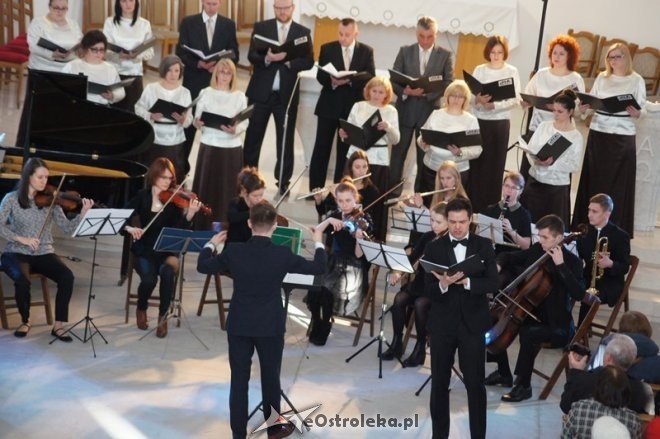 Koncert Santo Subito w Wielki Czwartek [02.04.2015] - zdjęcie #45 - eOstroleka.pl