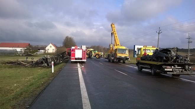 Tragiczny wypadek na krajowej ósemce - zdjęcie #5 - eOstroleka.pl