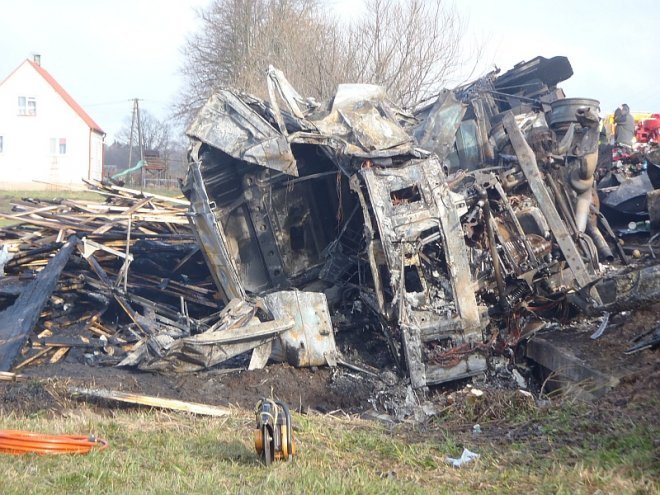 Tragiczny wypadek na krajowej ósemce - zdjęcie #1 - eOstroleka.pl