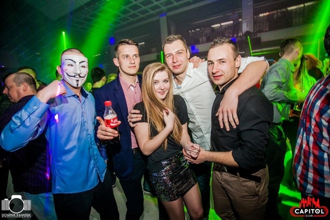 Niedziela Wielkanocna w Clubie Capitol [5.04.2015] - zdjęcie #1 - eOstroleka.pl