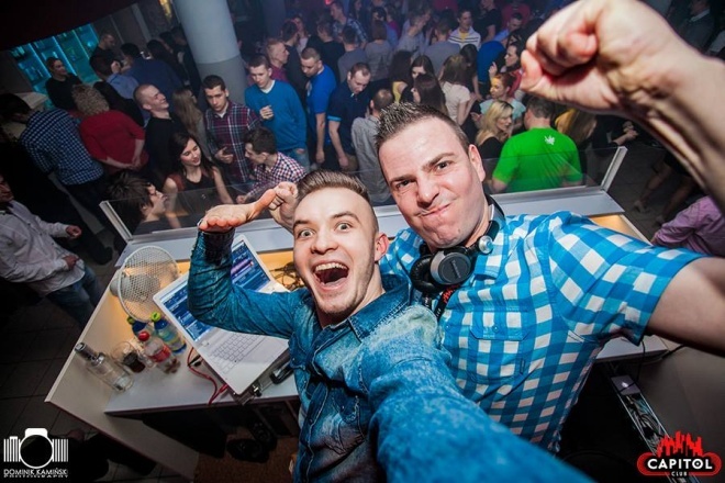 Niedziela Wielkanocna w Clubie Capitol [5.04.2015] - zdjęcie #42 - eOstroleka.pl