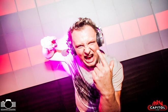 Lany Poniedziałek w Clubie Capitol. Bracia Figo Fagot [6.04.2014] - zdjęcie #41 - eOstroleka.pl