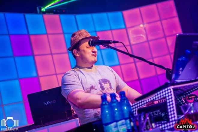 Lany Poniedziałek w Clubie Capitol. Bracia Figo Fagot [6.04.2014] - zdjęcie #33 - eOstroleka.pl