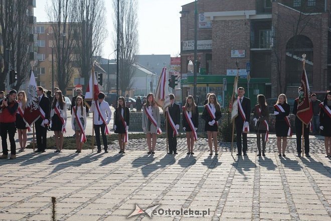 Ostrołęka: Miejskie obchody 5. rocznicy katastrofy smoleńskiej [10.04.2015] - zdjęcie #60 - eOstroleka.pl