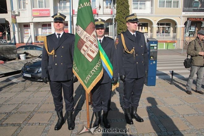 Ostrołęka: Miejskie obchody 5. rocznicy katastrofy smoleńskiej [10.04.2015] - zdjęcie #58 - eOstroleka.pl