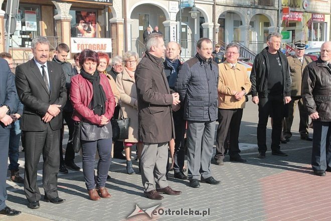 Ostrołęka: Miejskie obchody 5. rocznicy katastrofy smoleńskiej [10.04.2015] - zdjęcie #1 - eOstroleka.pl