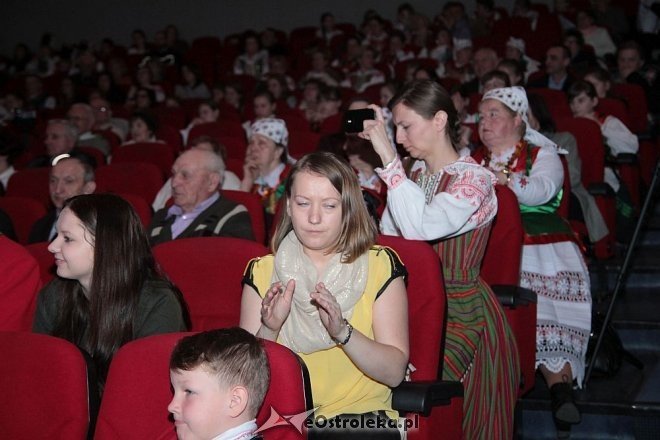 XXXII Kurpiowskie Prezentacje Artystyczne [12.04.2015] - zdjęcie #32 - eOstroleka.pl